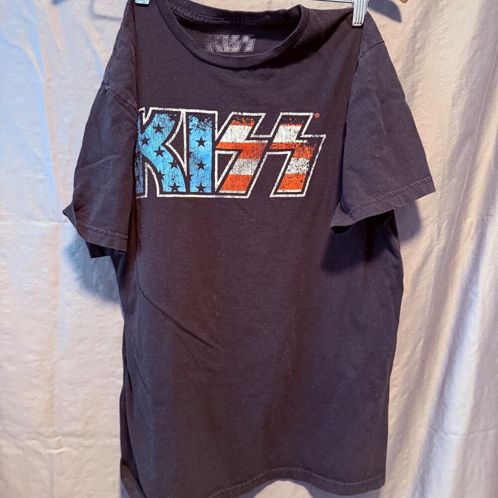 KISS T-Shirt Top Men's Size Medium USA Flag Black Short Sleeve